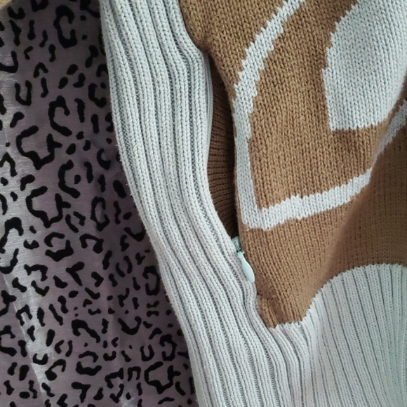 Athleta Sz M full zip sweater flower design - Picture 8 of 8